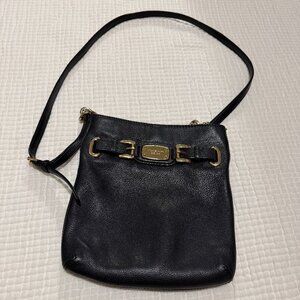 Michael Kors Hamilton Pebble Leather Crossbody (Black)